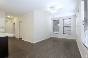 Jefferson Place 8