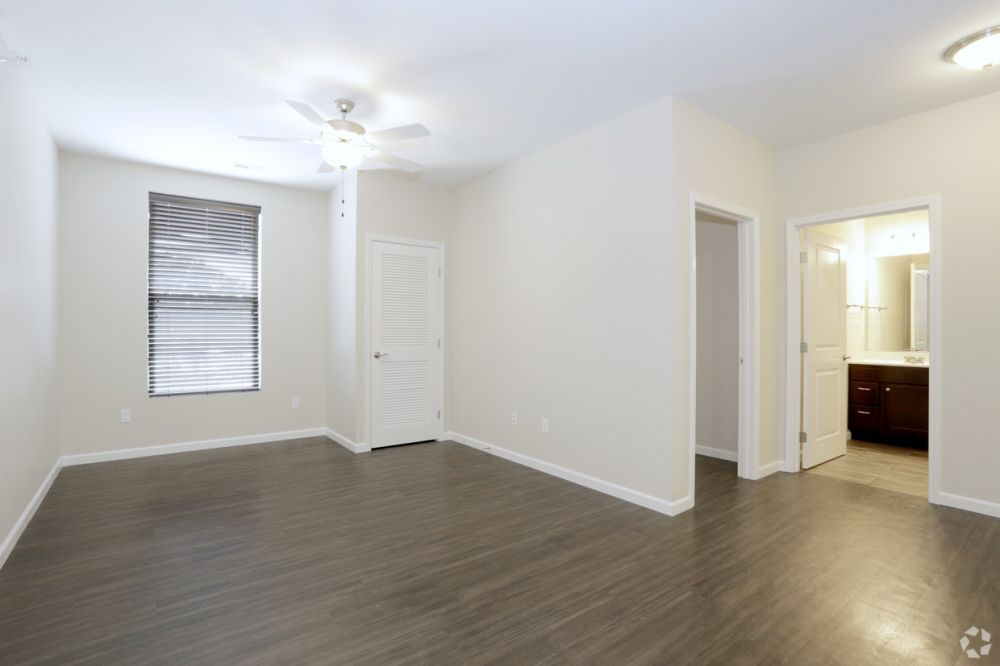 Jefferson Place 9