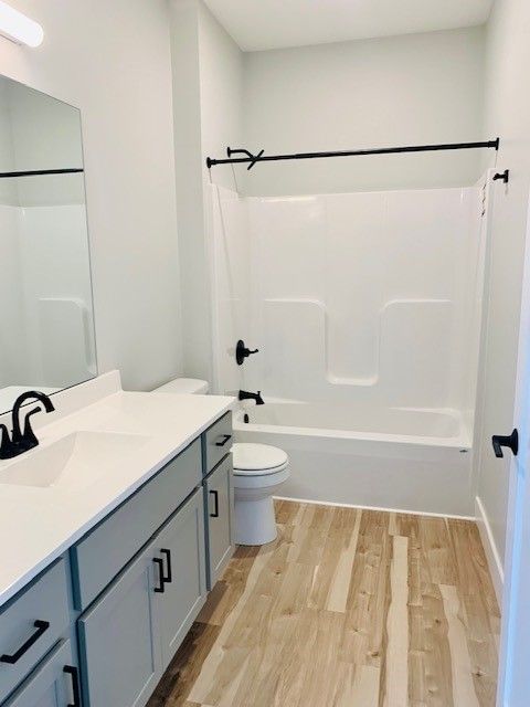 McKinley bathroom 1